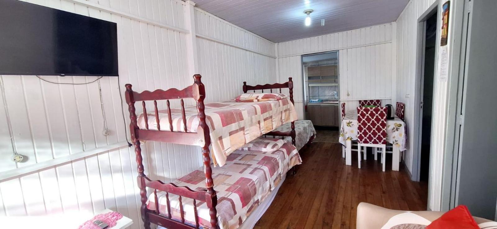 Casa De 2 Quartos Com 2 Ares-Condicionados Em Torres-Rs - Na Mais Bela Praia Gaucha - Cozinha - Banheiro - Tv Smart 32 E Wi-Fi - Estacionamento - Anfitria Superhost No Bnb Villa Kültér fotó